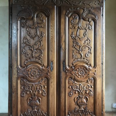 thumbnail_armoire 18eme grande chambre St Léo